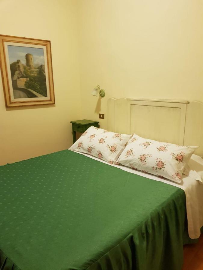 B&B La Piazzetta Paola Extérieur photo